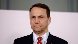 "Nie będziemy odsłaniać kart". Sikorski o polskich żołnierzach w Ukrainie