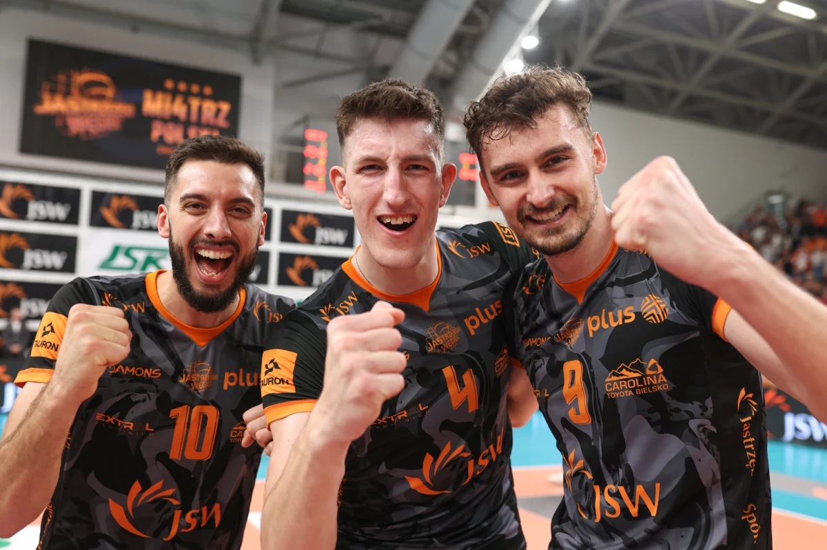 Przed rokiem przegrali w wielkim finale Ligi Mistrzów z Grupą Azoty ZAKSĄ Kędzierzyn-Koźle. Dziś mają kolejną szansę na najważniejsze europejskie trofeum. Siatkarze Jastrzębskiego Węgla powalczą o 16:00 w tureckiej Antalyi w o triumf w Lidze Mistrzów. Rywalem będzie włoskie Itas Trentino. Klub, który także w ostatnich latach doznawał goryczy porażki w tym najważniejszym meczu.