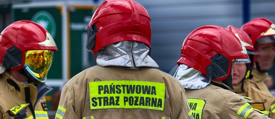 Wybuch gazu w jednym z bloków w Jastrzębiu-Zdroju. Jak ustalił dziennikarz RMF FM, do zdarzenia doszło w pomieszczeniu gospodarczym na 9. piętrze. Jedna osoba została ranna.