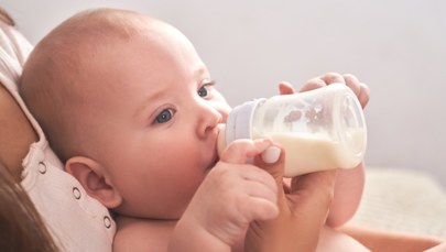 Ostrzeżenie GIS. Bakterie w mleku dla niemowląt