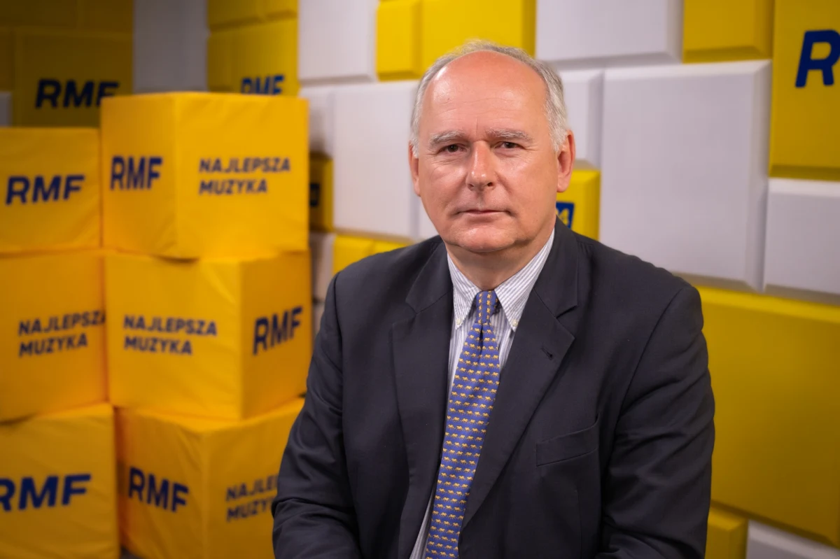 "W Parlamencie Europejskim będę mógł kontynuować dokładnie to, co robię teraz. Dlatego że PE i instytucje europejskie zaczynają odgrywać niezwykle istotną rolę jeżeli chodzi o wzmocnienie obronności państw członkowskich, w tym Polski" – mówił w Porannej rozmowie w RMF FM Paweł Zalewski, wiceminister obrony narodowej, poseł Trzeciej Drogi. W ten sposób odpowiedział na pytanie, dlaczego kandyduje do PE.   