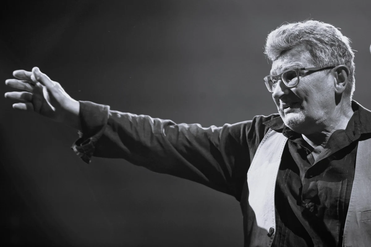 Zmarł Jacek Zieliński, wielki polski artysta - współtwórca Skaldów - ale również nasz wielki Przyjaciel i kompozytor - poinformowała w mediach społecznościowych Piwnica pod Baranami. Artysta miał 77 lat.