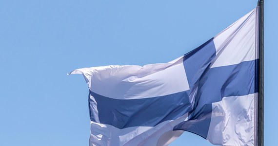 Finlandia chce być gotowa w razie kryzysu. Najmłodszy członek NATO zaczął gromadzić broń, amunicję, części zamienne i inne materiały wojskowe w Norwegii. Poinformował o tym szef departamentu gospodarki wojennej w sztabie sił zbrojnych Finlandii Mikko Heiskanen.