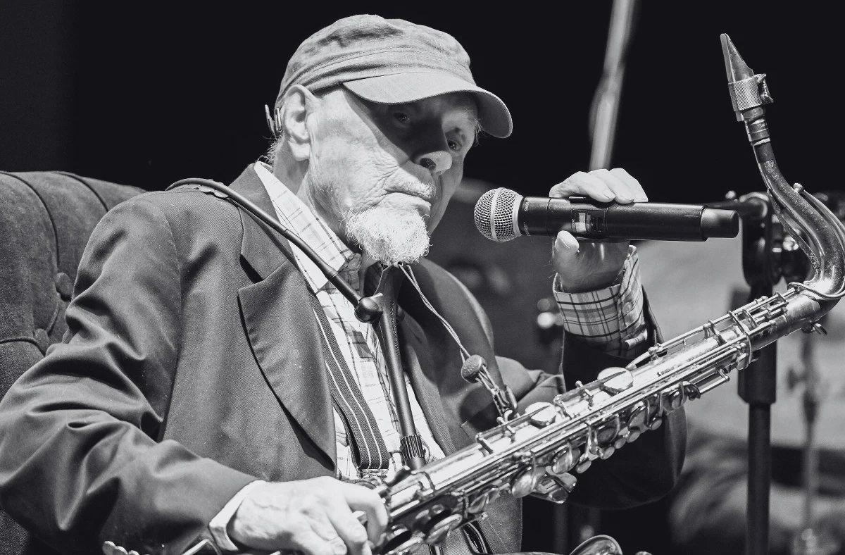 Jan Ptaszyn Wróblewski nie żyje. Zmarł dziś w Warszawie. Smutną informacją o śmierci kompozytora podzieliła się rodzina. 