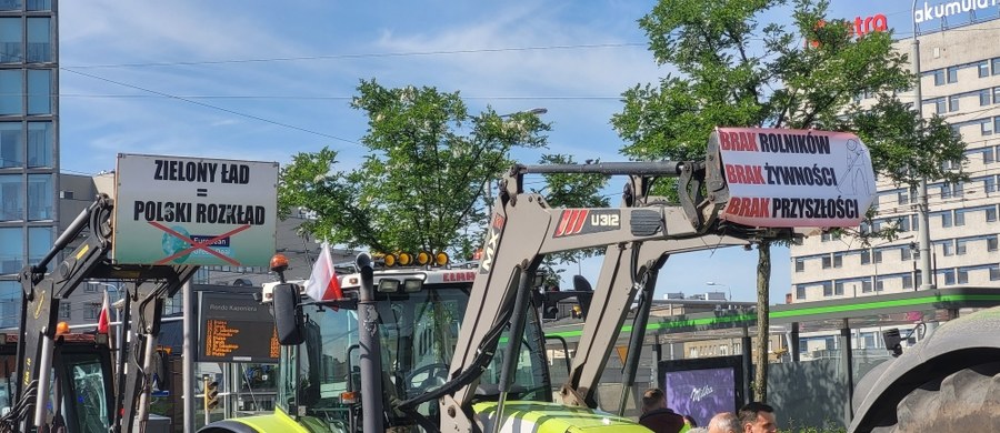 Do Poznania wrócił protest rolników. W środę przed południem maszyny wyjechały na ulice stolicy Wielkopolski. Miasto nie będzie całkowicie zablokowane -obiecują organizatorzy protestu.