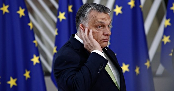 Tylko Węgry robią Polsce problemy w sprawie zniesienia procedury art. 7 Traktatu UE – dowiedziała się dziennikarka RMF FM w Brukseli. Zielone światło Rady UE dla KE w sprawie zakończenia tej procedury jest jednak pewne. Chodzi o procedurę, którą wszczęła KE w 2017 w związku z łamaniem zasad państwa prawa przez władze PiS-u.