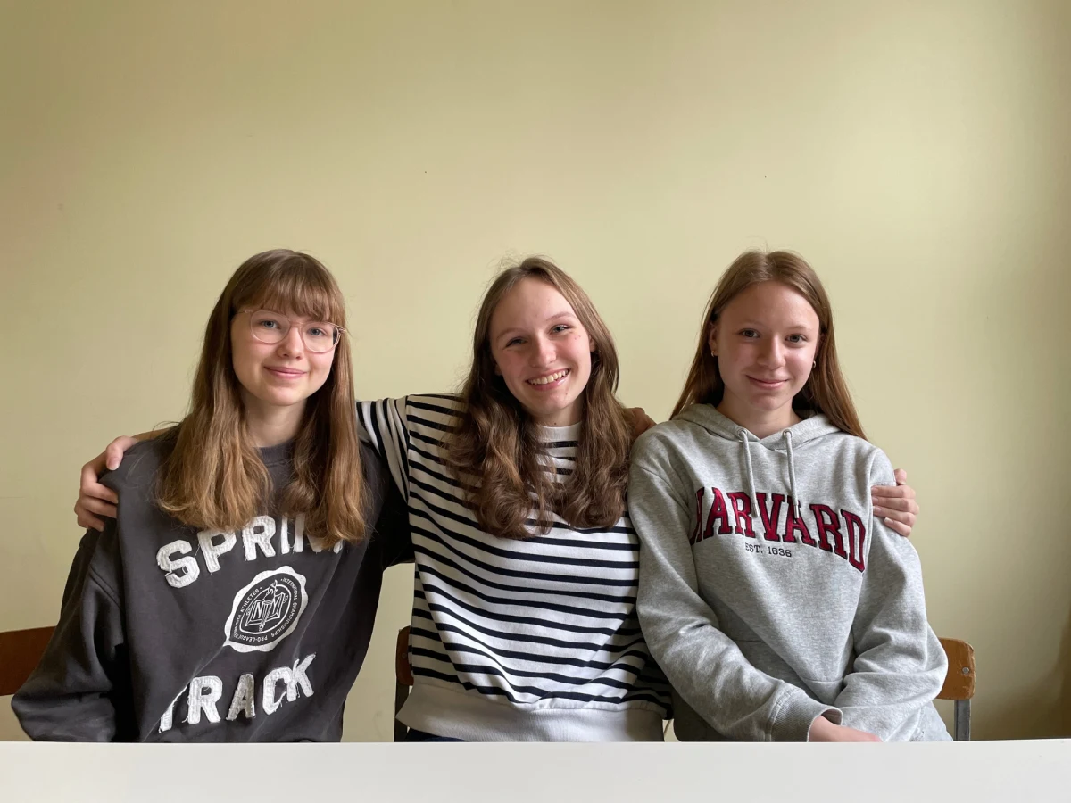 Pół tysiąca uczniów podszkoliły z matematyki trzy licealistki z Gdańska. Gabriela, Anna i Agata z I LO swój wolny czas poświęcają na pomoc młodszym, którzy przygotowują się do egzaminu ósmoklasisty.