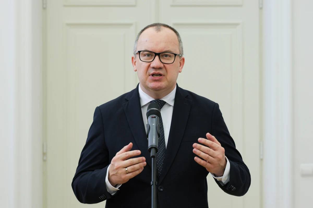 Szef Ministerstwa Sprawiedliwości, prokurator generalny Adam Bodnar poinformował, że prokuratura przygotowuje wniosek o uchylenie immunitetu sędziemu Tomaszowi Szmydtowi. Decyzję w tej sprawie podejmie Sąd Dyscyplinarny, który działa przy Naczelnym Sądzie Administracyjnym - dodał minister.