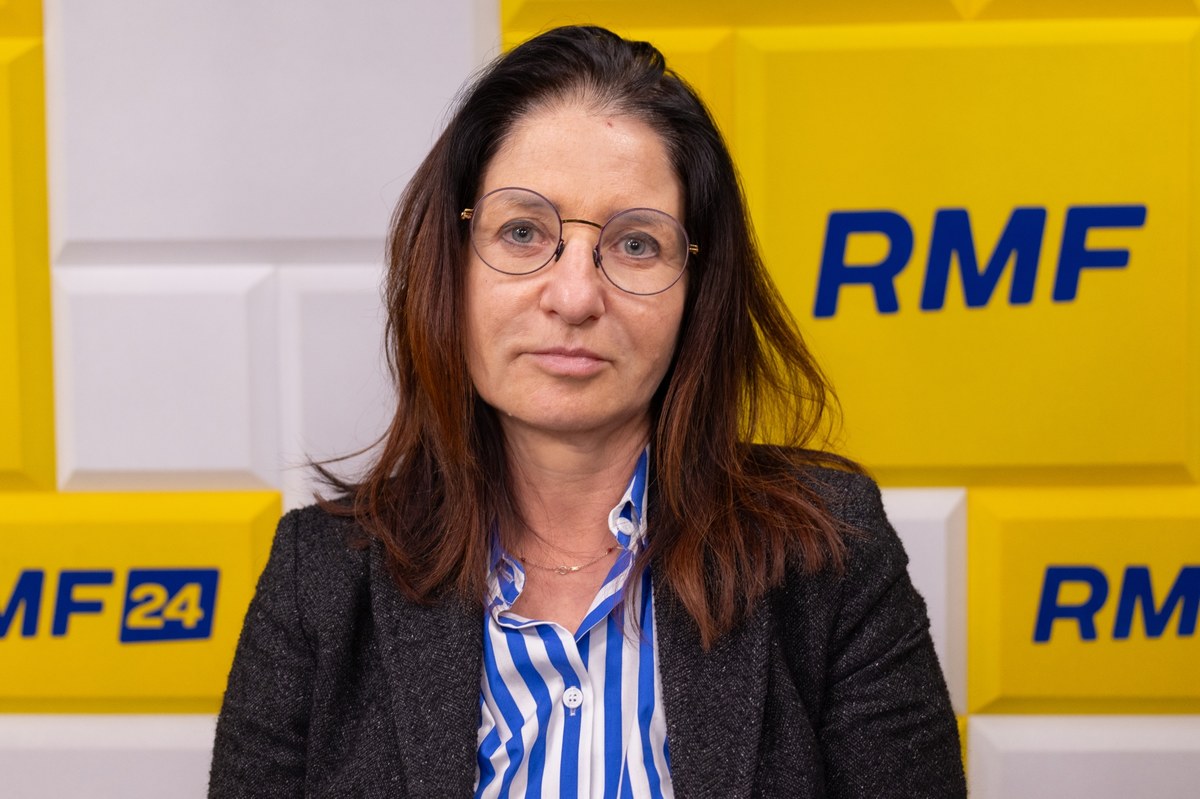 "Zapewniam, że są to zarzuty poważne. Nie tylko to dotyczy zagadnienia mobbingu. Dotyczy również innych zarzutów - w tym nadużyć, jeśli chodzi o wykorzystanie środków publicznych" – mówiła w Popołudniowej rozmowie w RMF FM Karolina Bućko. Przewodnicząca komisji pod koniec kwietnia skierowała do prokuratury dwa zawiadomienia o możliwości popełnienia przestępstwa przez dwie członkinie instytucji. Zarzuca im m.in. nieuprawniony sposób korzystania ze środków publicznych przy rozliczaniu przejazdów służbowych.