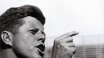 Nowe spojrzenie na zamach na Kennedy'ego. Film wyreżyseruje twórca "Misji"