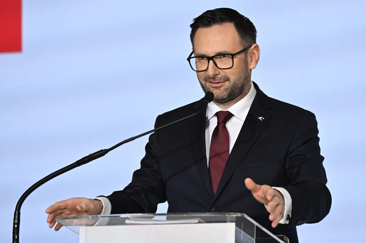 Były prezes Orlenu Daniel Obajtek został wezwany na 28 maja (wtorek) na przesłuchanie przed sejmową komisję śledczą ds. afery wizowej - poinformował w mediach społecznościowych przewodniczący komisji Michał Szczerba z KO.