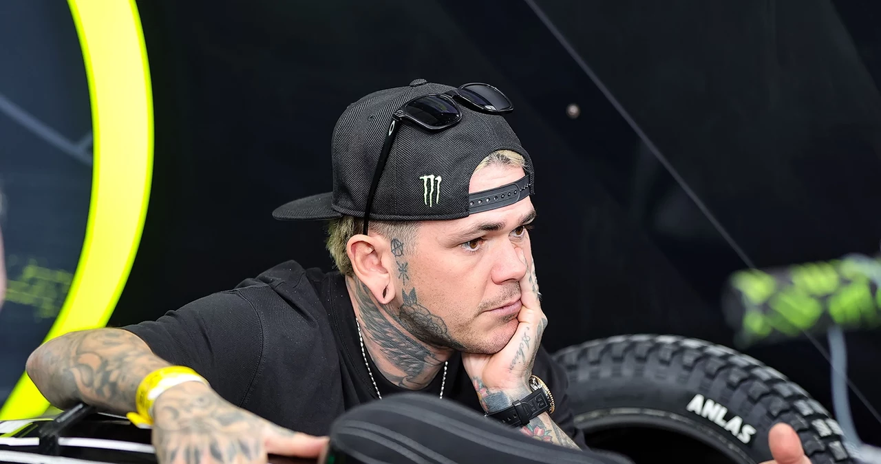 Tai Woffinden w boksie.