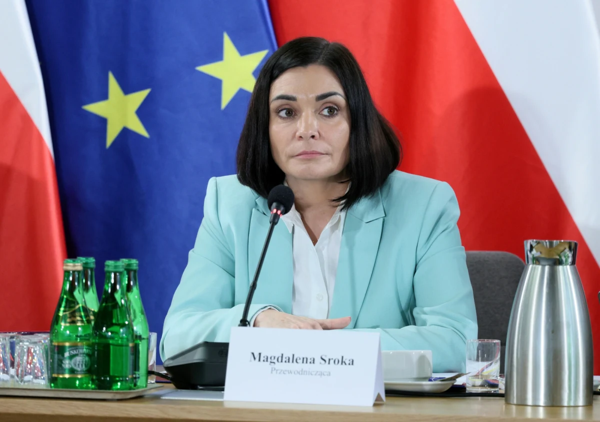 Pomimo wydania przez TK zabezpieczenia, które zobowiązuje komisję ds. Pegasusa do powstrzymania się od dokonywania jakichkolwiek czynności, komisja będzie nadal pracowała i wyjaśni aferę, z którą mieliśmy do czynienia - powiedziała szefowa komisji Magdalena Sroka (PSL-TD).