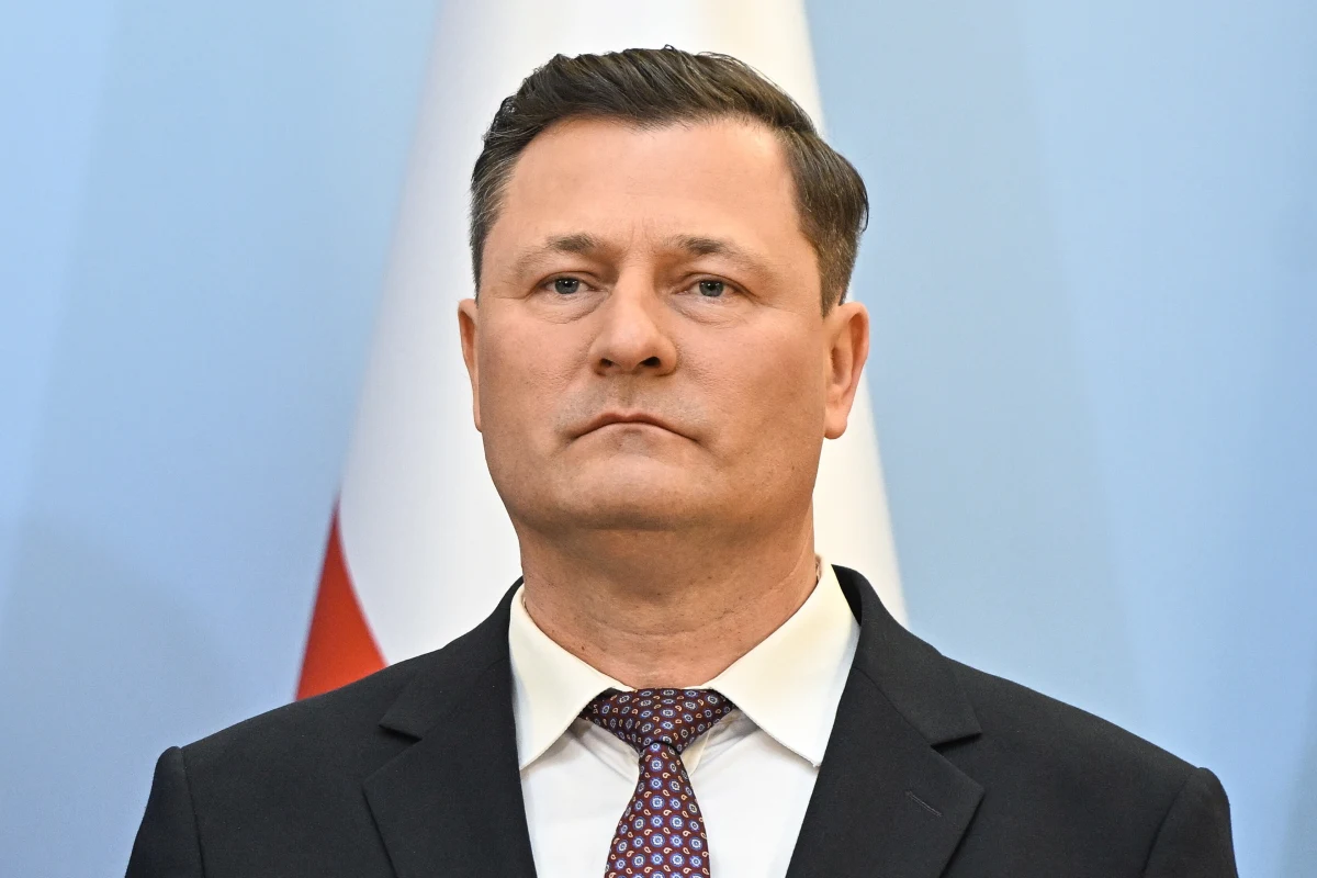 Krzysztof Paszyk zastąpi Krzysztofa Hetmana na stanowisku ministra rozwoju i technologii - poinformował w piątek premier Donald Tusk. Szef rządu przedstawiając nowego ministra, wyraził nadzieję, że "będzie świetnie kontynuował" pracę jaką w resorcie rozwoju i technologii rozpoczął Krzysztof Hetman.