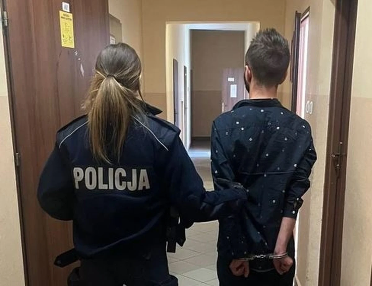 24-latek próbował wyłudzić od mieszkańca powiatu kartuskiego 450 tysięcy złotych pod pozorem inwestycji w mieszkanie i restaurację. Mężczyzna przedstawił się jako radca prawny. Potencjalny klient dokładnie go jednak sprawdził i na "biznesowe" spotkanie w galerii handlowej zaprosił także policjantów.

