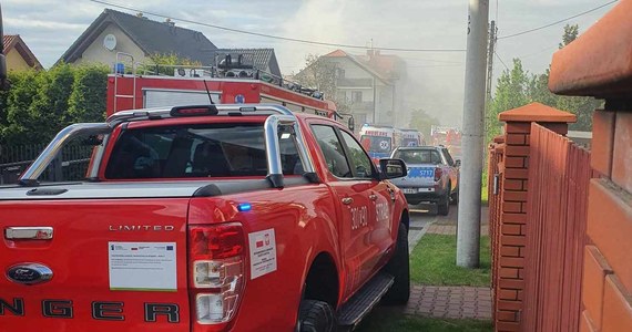 17 osób trafiło do szpitali po pożarze, jaki w piątek po południu wybuchł w domu pomocy społecznej w Kielcach. Łącznie z budynku ewakuowano 39 pensjonariuszy. Strażacy podkreślają, że w początkowej fazie akcja gaśnicza była dramatyczna.