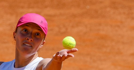 Iga Świątek pokonała Kazaszkę Julię Putincewą 6:3, 6:4 w trzeciej rundzie turnieju WTA 1000 na kortach ziemnych w Rzymie. Mecz trwał 1 godzinę i 47 minut.
