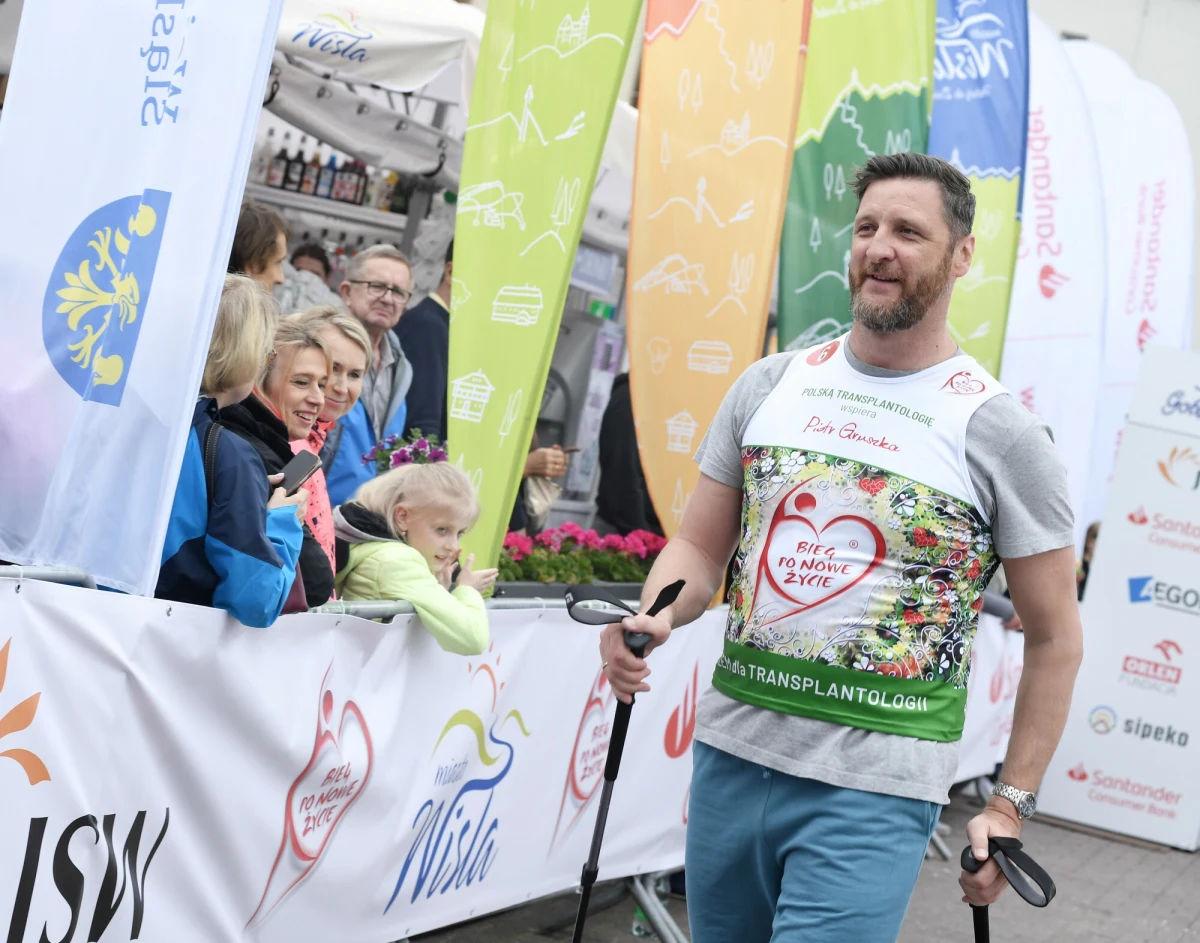 Osoby po przeszczepach organów, lekarze transplantolodzy, aktorzy, piosenkarze, dziennikarze i sportowcy spotkają się 18 maja w Wiśle, by promować ideę transplantacji. Będzie to już 24. Bieg po Nowe Życie. 