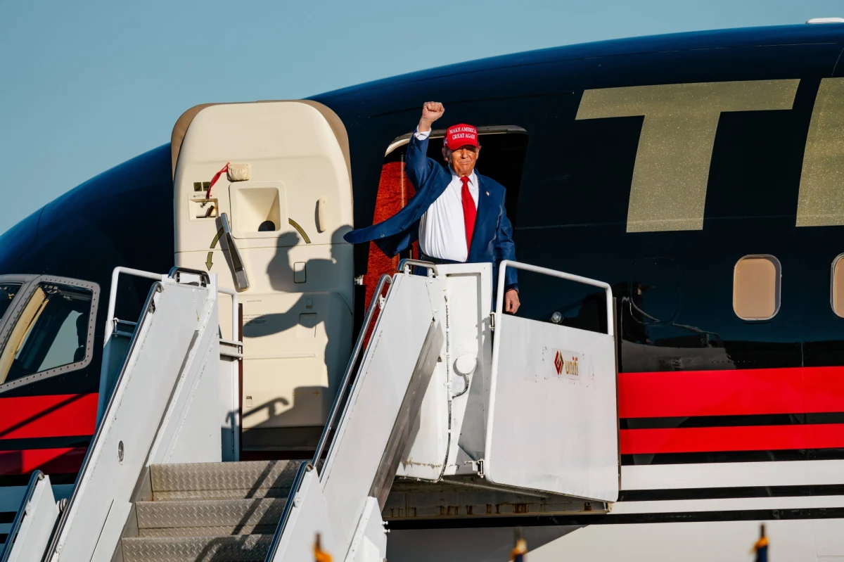 Prywatny samolot należący do byłego prezydenta USA Donald Trump zderzył się z inną maszyną na lotnisku na Florydzie – podaje Reuters. Dochodzenie w tej sprawie wszczęła Federalna Administracja Lotnicza. Nie ma informacji, by ktoś został poszkodowany.