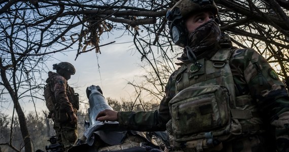 Wołczańsk - to miasto jest obecnie na ustach wszystkich, którzy śledzą wojnę w Ukrainie. Rosjanie, którzy od kilku dni prowadzą ofensywę w obwodzie charkowskim, zajmują już pozycje na ulicach miasta. Coś, co jeszcze nie tak dawno było nie do pomyślenia, dzieje się na naszych oczach - Rosjanie zdobywają teren na "nietykalnej" od prawie półtora roku Charkowszczyźnie.