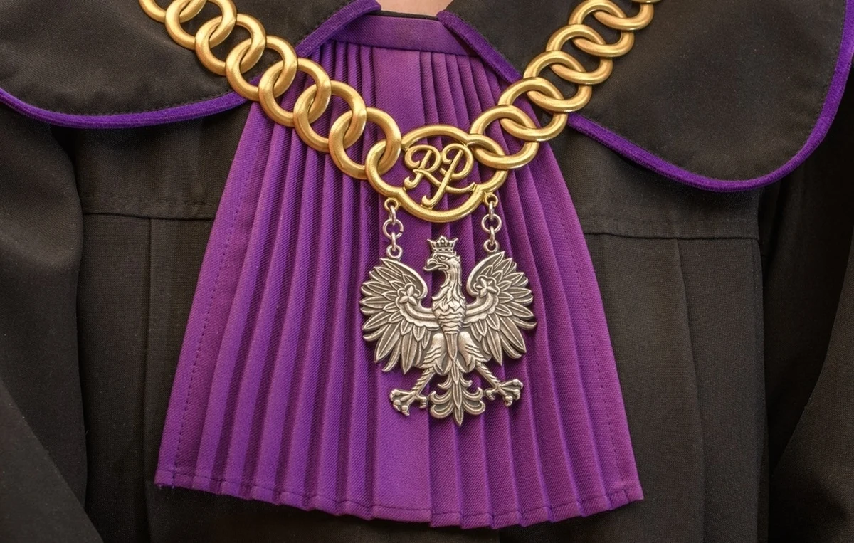 Przed Sądem Okręgowym w Białymstoku rozpoczął się proces 37-letniego mieszkańca miasta, oskarżonego o to, że zadał śmiertelny cios swojemu dobremu znajomemu. Sąd uprzedził strony o możliwości zmiany kwalifikacji prawnej czynu na nieumyślne spowodowanie śmierci.