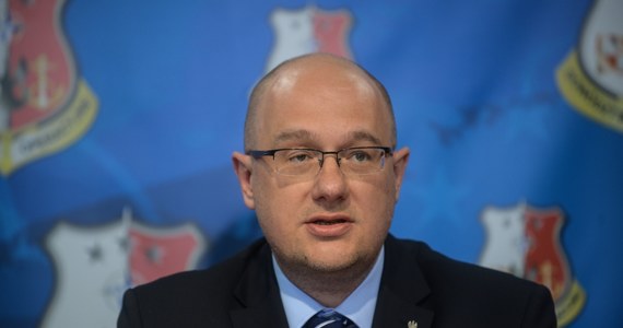 Bartłomiej Grabski, były wiceszef MON w czasach, gdy szefem resortu był Antoni Macierewicz, został dyscyplinarnie zwolniony z pracy w Służbie Kontrwywiadu Wojskowego - potwierdził doniesienia mediów wicepremier, szef MON Władysław Kosiniak-Kamysz.