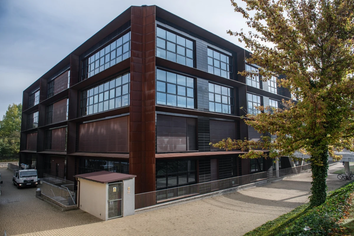 ​Ekspert od sztucznej inteligencji prof. Witold Pedrycz odebrał tytuł doktora honoris causa Politechniki Lubelskiej. W ubiegłym roku znalazł się na ogłoszonej przez Uniwersytet Stanforda liście 1000 najlepszych badaczy świata.