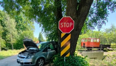 Zderzenie osobówki z drezyną kolejową w Lubelskiem