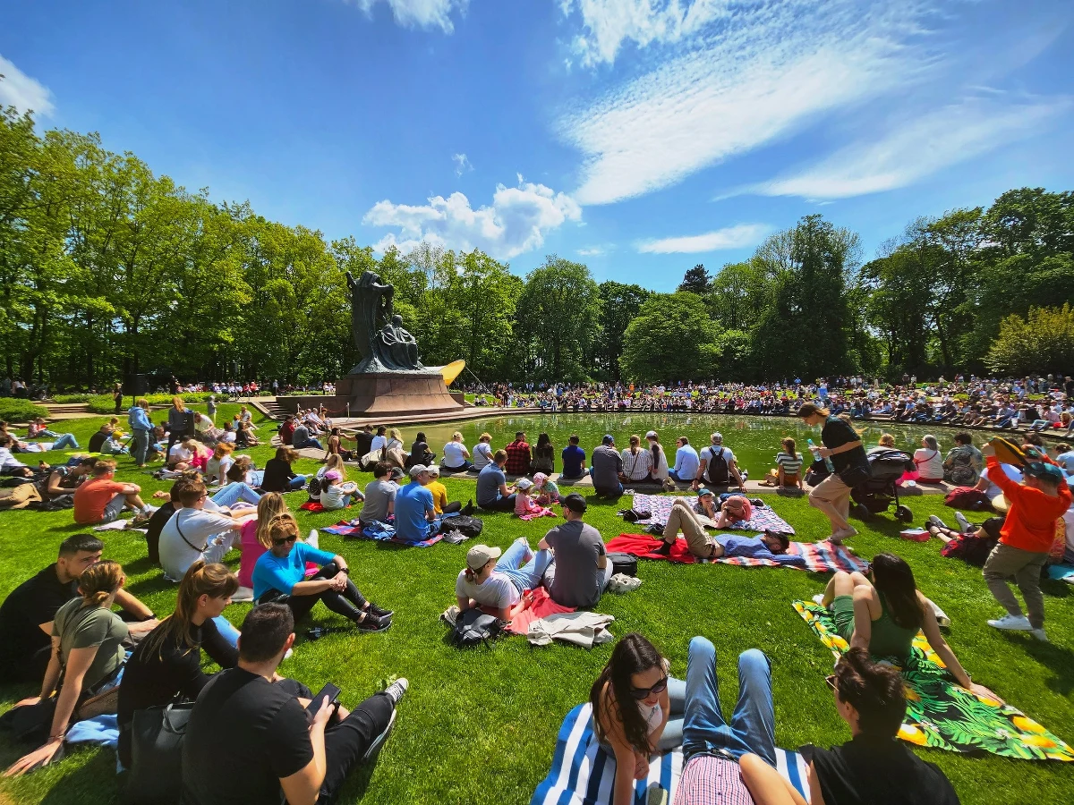 W niedzielę rozpocznie się 65. sezon plenerowych Koncertów Chopinowskich w Łazienkach Królewskich. Bezpłatne recitale fortepianowe odbywać się będą w każdą niedzielę do końca września. 