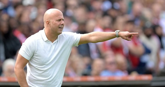 Arne Slot potwierdził, że po zakończeniu obecnego sezonu obejmie Liverpool. 45-letni trener piłkarzy Feyenoordu Rotterdam zastąpi Juergena Kloppa, który już wcześniej poinformował o swoim odejściu z końcem obecnych rozgrywek.