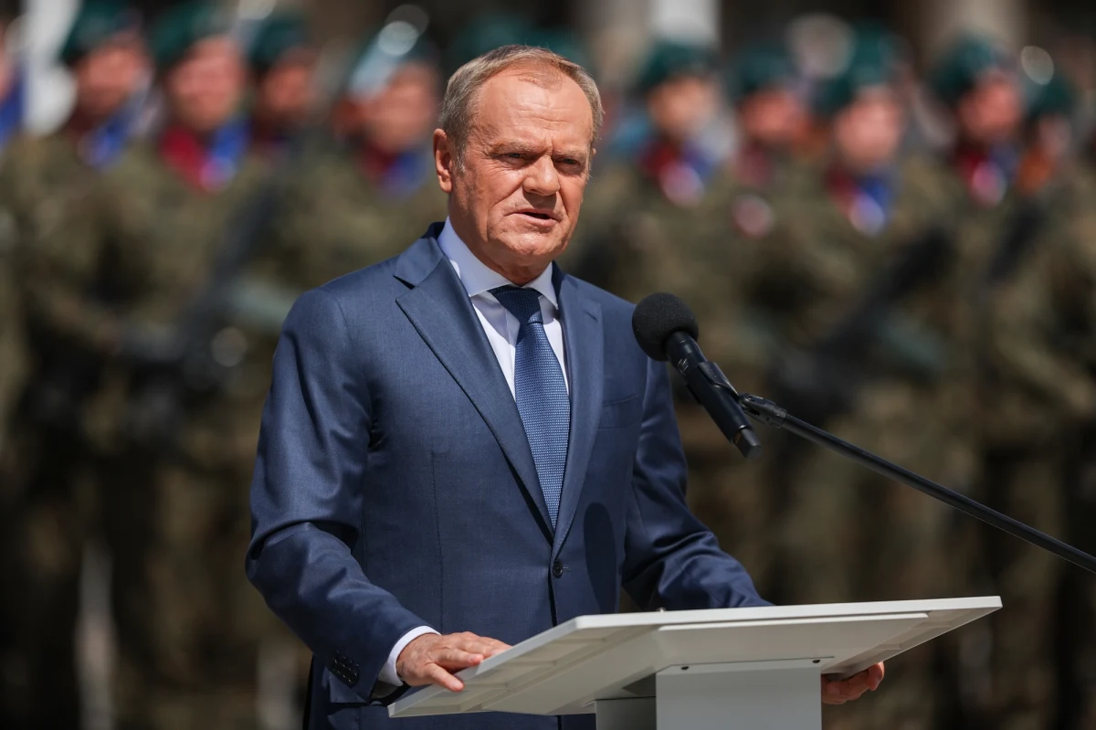 Premier Donald Tusk przedstawił w sobotę założenia planu obrony i odstraszania "Tarcza Wschód". "Zainwestujemy 10 mld złotych w bezpieczeństwo granicy wschodniej, w tym systemu fortyfikacji" - oświadczył.