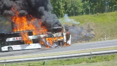 Pożar autokaru na A4. Utrudnienia na autostradzie z Krakowa do Katowic