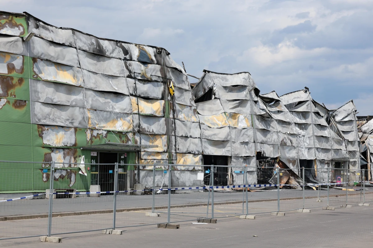Skokowy wzrost zainteresowania ubezpieczeniem swojej działalności od pożaru notują od tygodnia przedstawiciele branży ubezpieczeniowej. Pożar centrum handlowego w Warszawie podziałał na wyobraźnie przedsiębiorców zajmujących się handlem i usługami. Agenci mówią, że to "efekt Marywilskiej".