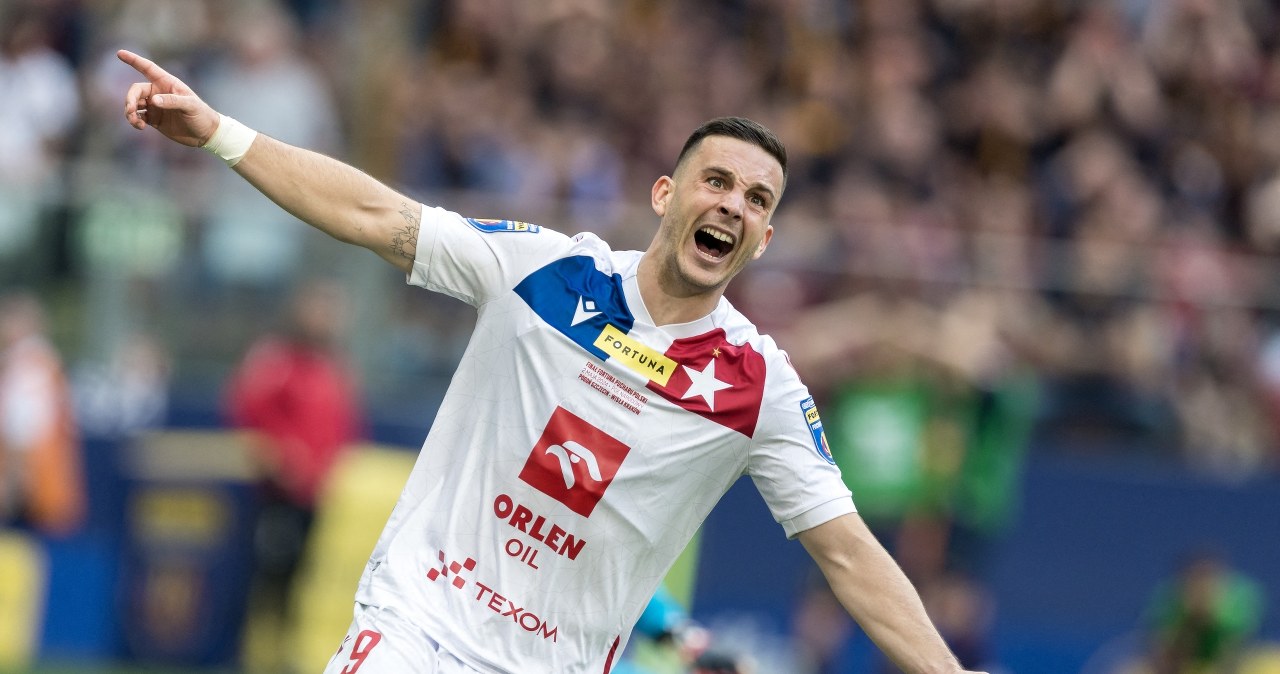 Chcą zabrać Polakom króla strzelców. Do gry wchodzi były trener Wisły Kraków