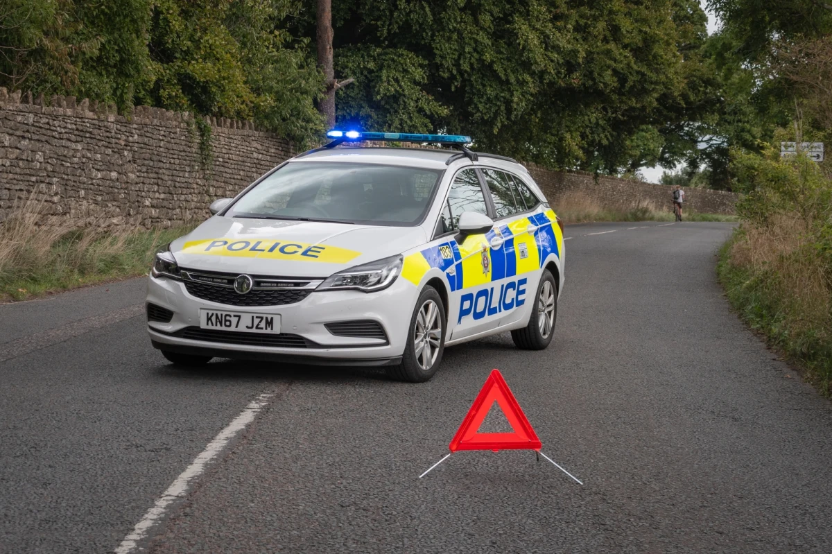 Jeden z trzech mężczyzn aresztowanych na początku maja w Wielkiej Brytanii, a następnie oskarżonych o szpiegostwo na rzecz Hongkongu, został znaleziony martwy - poinformowała brytyjska policja.