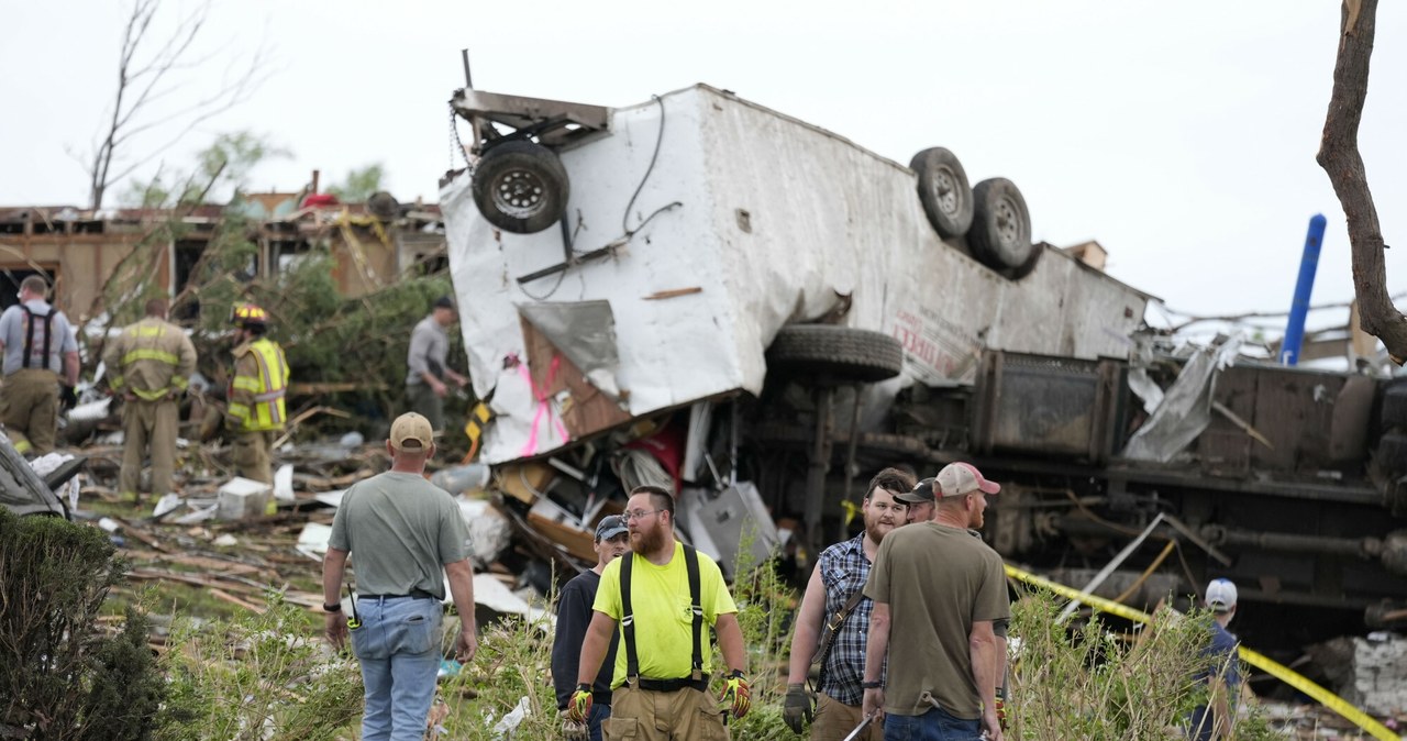  Tornado zdemolowało amerykańskie miasto. Wciąż liczą zmarłych