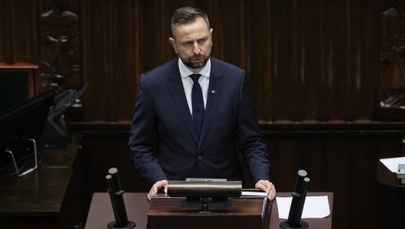 Szef MON w Sejmie: Największe zagrożenia dla Polski niezmiennie idą ze Wschodu