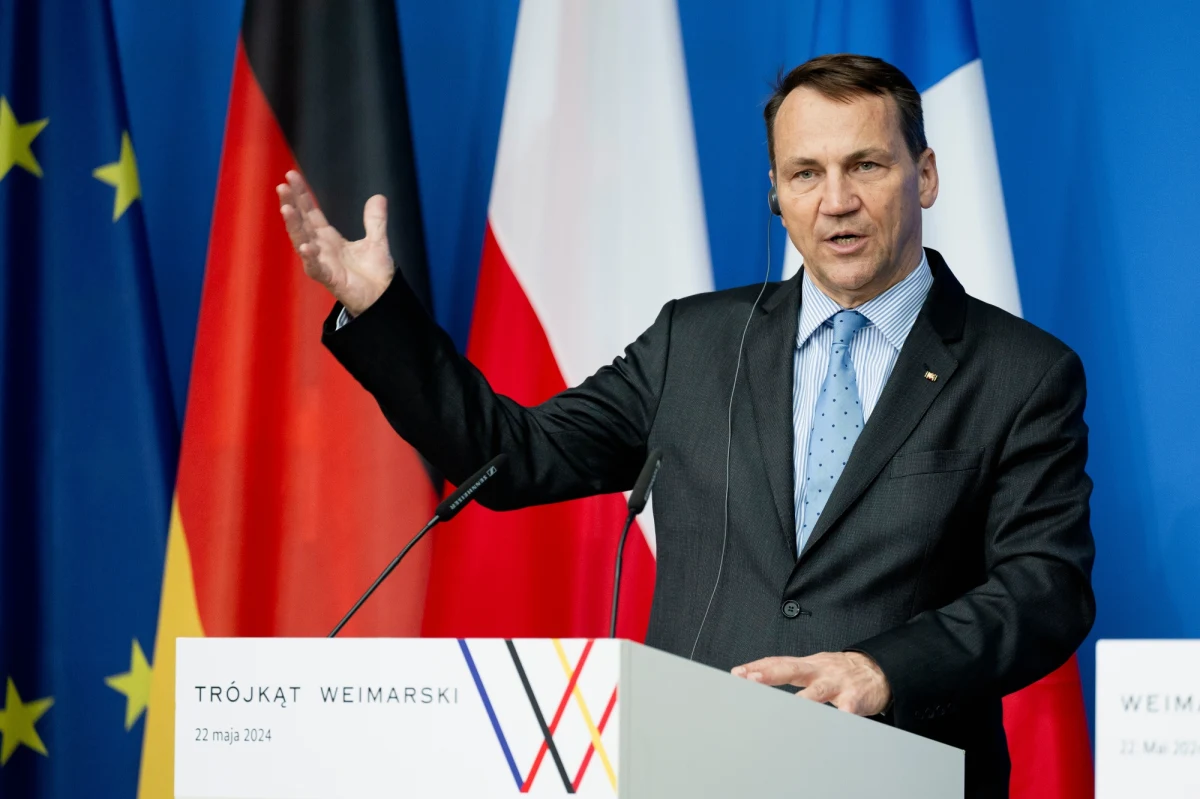 Szef polskiej dyplomacji Radosław Sikorski, który wziął udział w spotkaniu szefów MSZ Polski, Niemiec i Francji, powiedział, że żyjemy w "momencie dramatycznym", ze względu na wojnę na Ukrainie, wybory europejskie i niepewność co do wyniku wyborów w USA.
