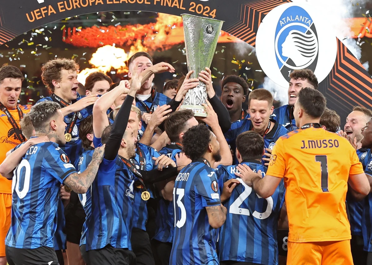 Atalanta Bergamo pokonała Bayer Leverkusen 3:0 w finale piłkarskiej Ligi Europy, który rozegrano w Dublinie. Klub z Lombardii sięgnął po pierwsze europejskie trofeum w historii. Natomiast mistrz Niemiec przegrał pierwszy mecz o stawkę od 27 maja ubiegłego roku.