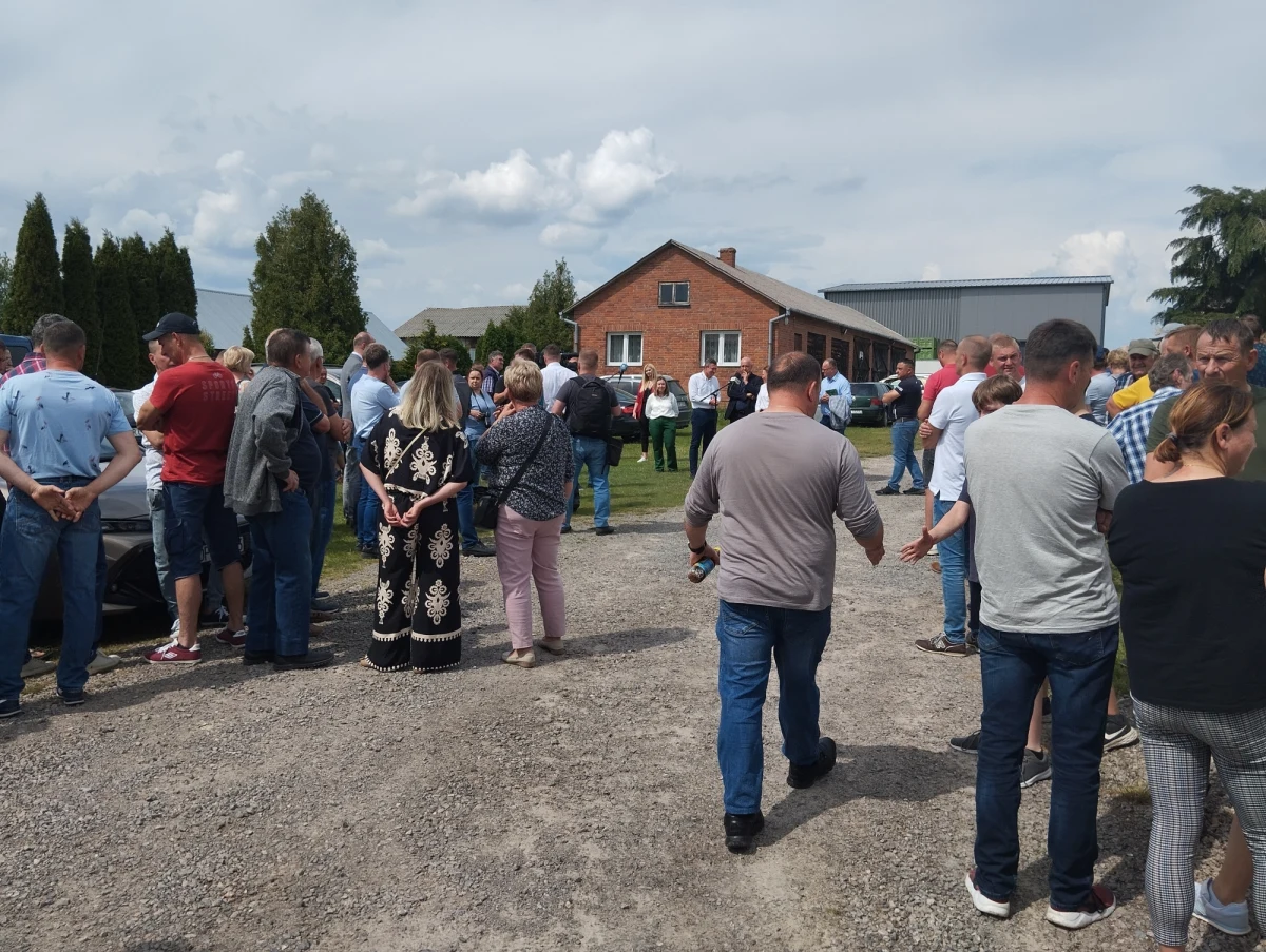 Wojewoda nie złoży na razie wniosku o ogłoszenie przez rząd stanu klęski żywiołowej na dotkniętych mrozem i gradobiciem terenach woj. lubelskiego. Szacowanie strat jeszcze się nie zakończyło i nieprędko się zakończy