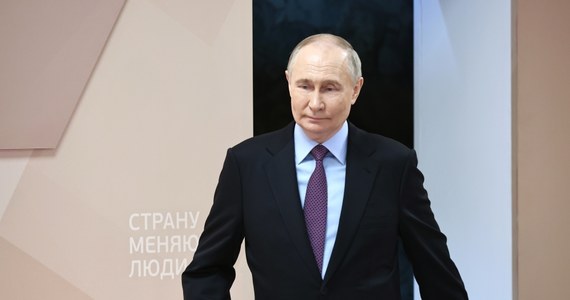 Dyktator Rosji Władimir Putin podpisał dekret, na mocy którego możliwe będzie przejmowanie amerykańskiego majątku w Rosji w odwecie za zajmowanie przez władze USA zamrożonych rosyjskich aktywów w Stanach Zjednoczonych.