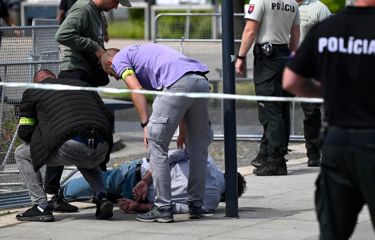 Słowackie media opublikowały kilkustronicowe uzasadnienie decyzji sądu z soboty, który zdecydował o areszcie dla sprawcy zamachu na premiera Roberta Ficę. Juraj C. przeprosił Ficę i powiedział, że nie chciał go zabić. Dodał, że nie zgadzał się z polityką rządu.