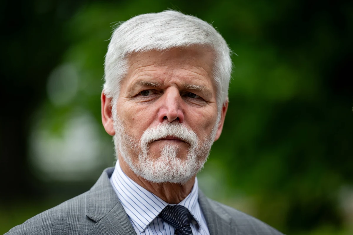 Prezydent Czech Petr Pavel miał wypadek na motocyklu. Jak poinformowano, został przetransportowany do szpitala, gdzie spędzi kilka dni.