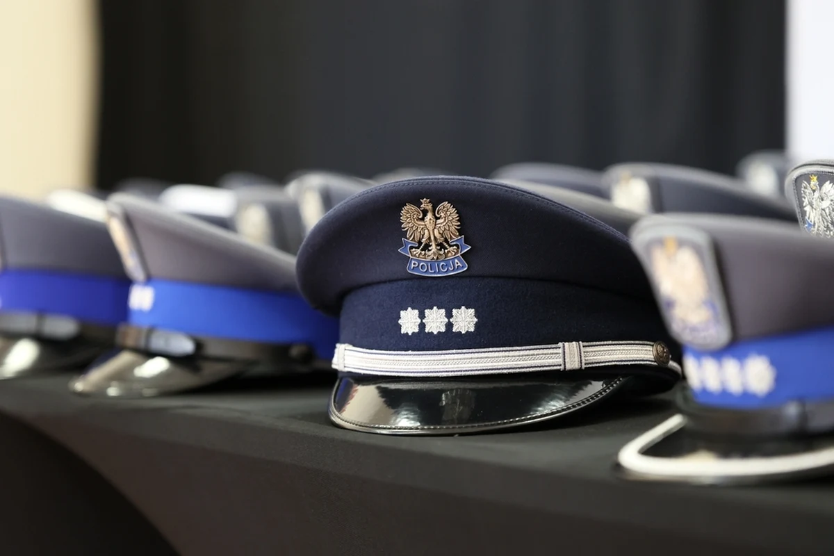 Prokuratura Okręgowa w Poznaniu przyjrzy się sprawie doniesień o mobbingu w Komendzie Powiatowej Policji w Śremie. Postępowanie ma być wszczęte w związku z doniesieniami medialnymi oraz zawiadomieniem, które wpłynęło do śledczych. Ujawniamy nowe informacje dotyczące śremskiej jednostki.