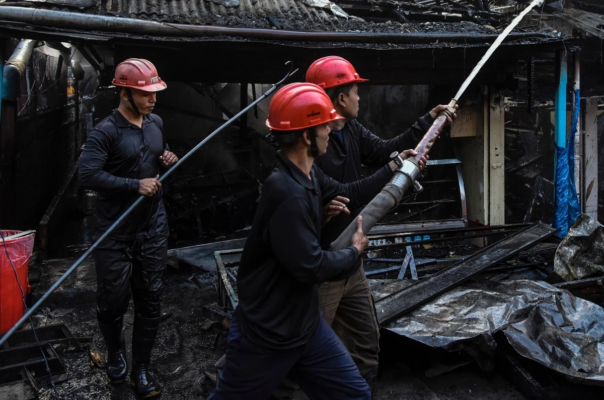 Siedmioro niemowląt zmarło w wyniku pożaru centrum opieki nad dziećmi, który wybuchł w sobotę wieczorem w Delhi, stolicy Indii - powiadomiła miejscowa straż pożarna.