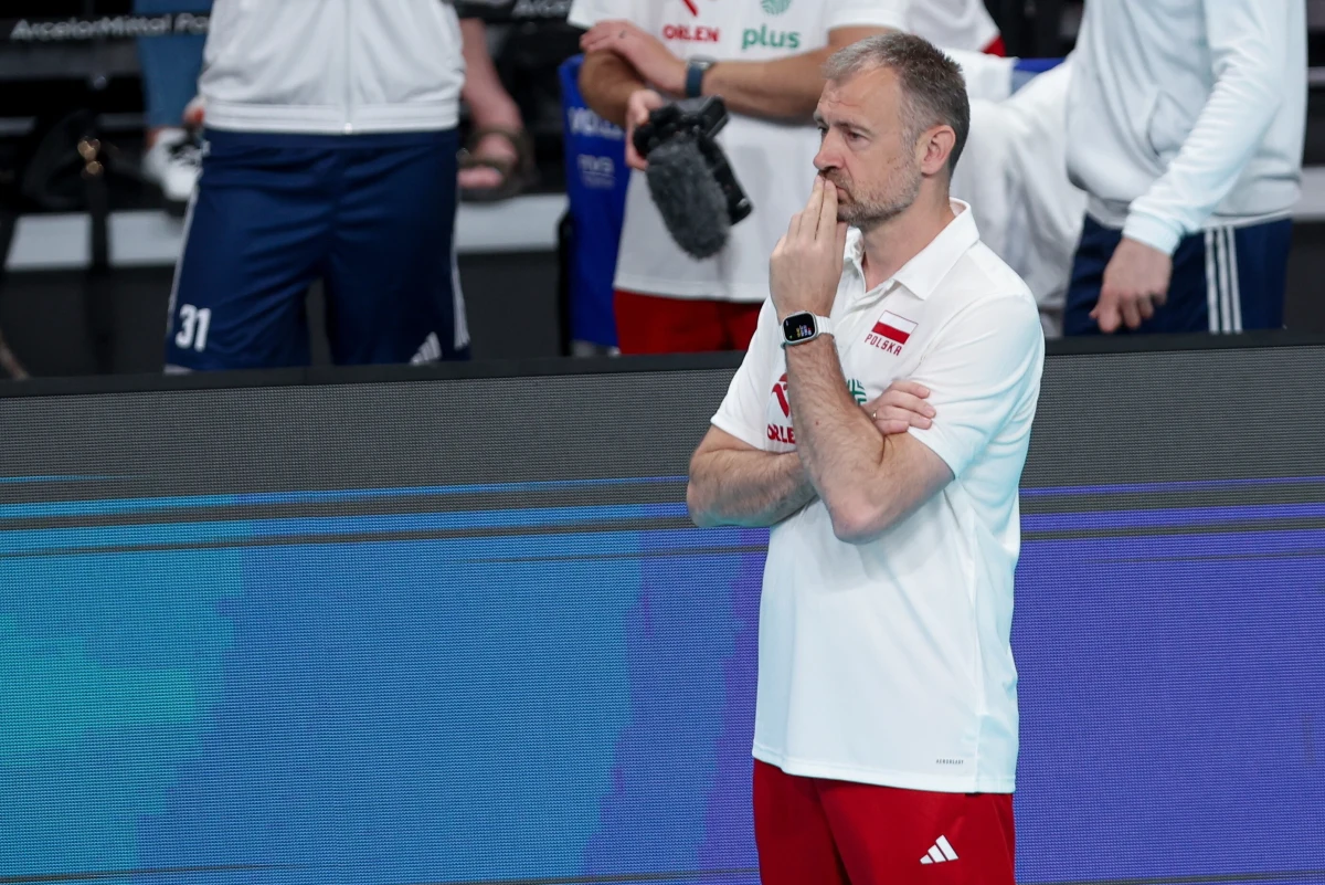 Polscy siatkarze przegrali ze Słowenią 0:3 (20:25, 21:25, 18:25) na zakończenie turnieju Ligi Narodów w tureckiej Antalyi. To pierwsza porażka Biało-Czerwonych. 