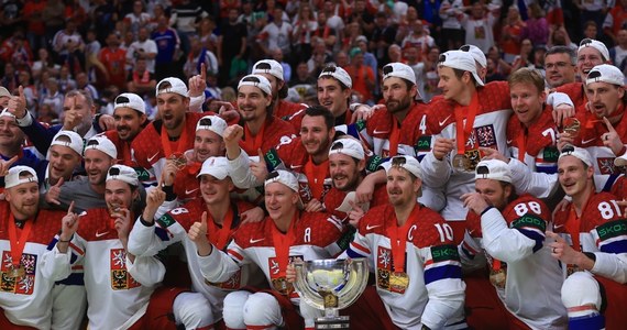 Reprezentacja Czech zdobyła mistrzostwo świata w hokeju na lodzie. W finale turnieju, którego byli gospodarzem, pokonali w Pradze Szwajcarów 2:0 (0:0, 0:0, 2:0). To ich siódmy tytuł jako samodzielnego państwa, a pierwszy od 2010 roku.