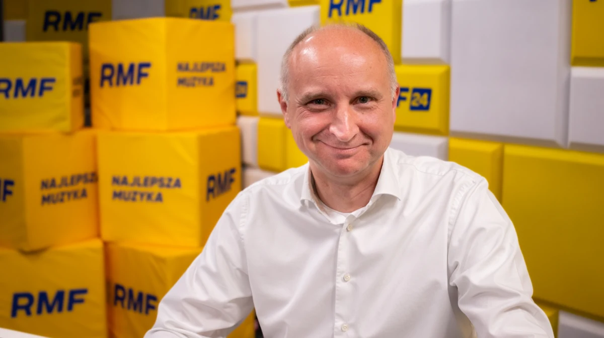 "Uważam, że to jest moment, w którym na poważnie trzeba rozważyć odejście od traktatu ottawskiego" - mówił w Porannej rozmowie w RMF FM Wojciech Kolarski, minister w Kancelarii Prezydenta RP. Chodzi o traktat zakazujący posiadania i używania min przeciwpiechotnych. Gość Roberta Mazurka mówił też m.in. o sporze o ambasadorów między rządem a prezydentem.