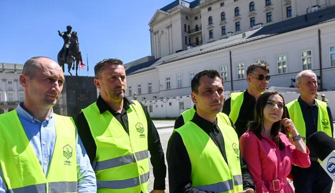 Prezydent rozmawiał z rolnikami. "Wyrazili gorycz" 