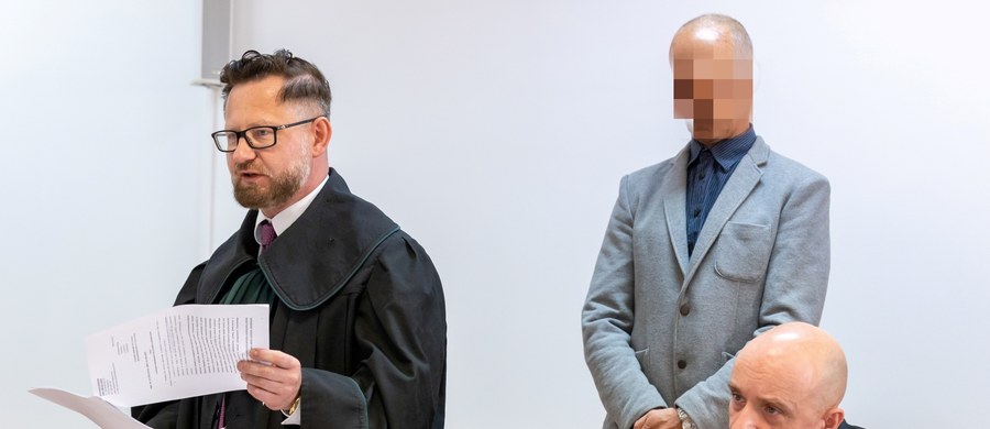 Przed Sądem Rejonowym w Kołobrzegu (Zachodniopomorskie) rozpoczął się proces Marka T. oskarżonego o nieumyślne naruszenie zasad bezpieczeństwa i nieumyślne spowodowanie wypadku w ruchu powietrznym, w wyniku którego śmierć poniosły dwie spadochroniarki.